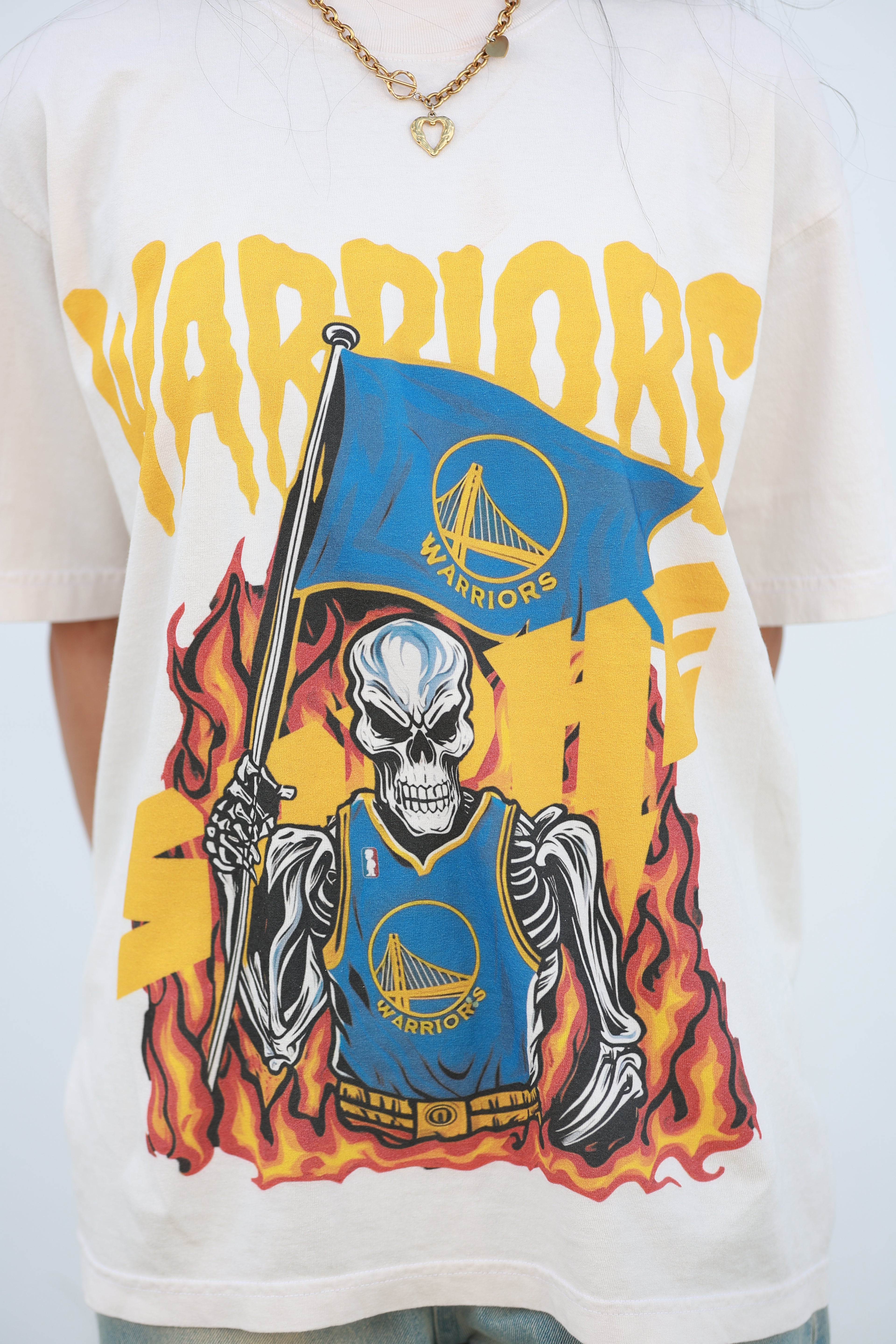 Warriors Graphic Tee – Bold & Stylish Apparel