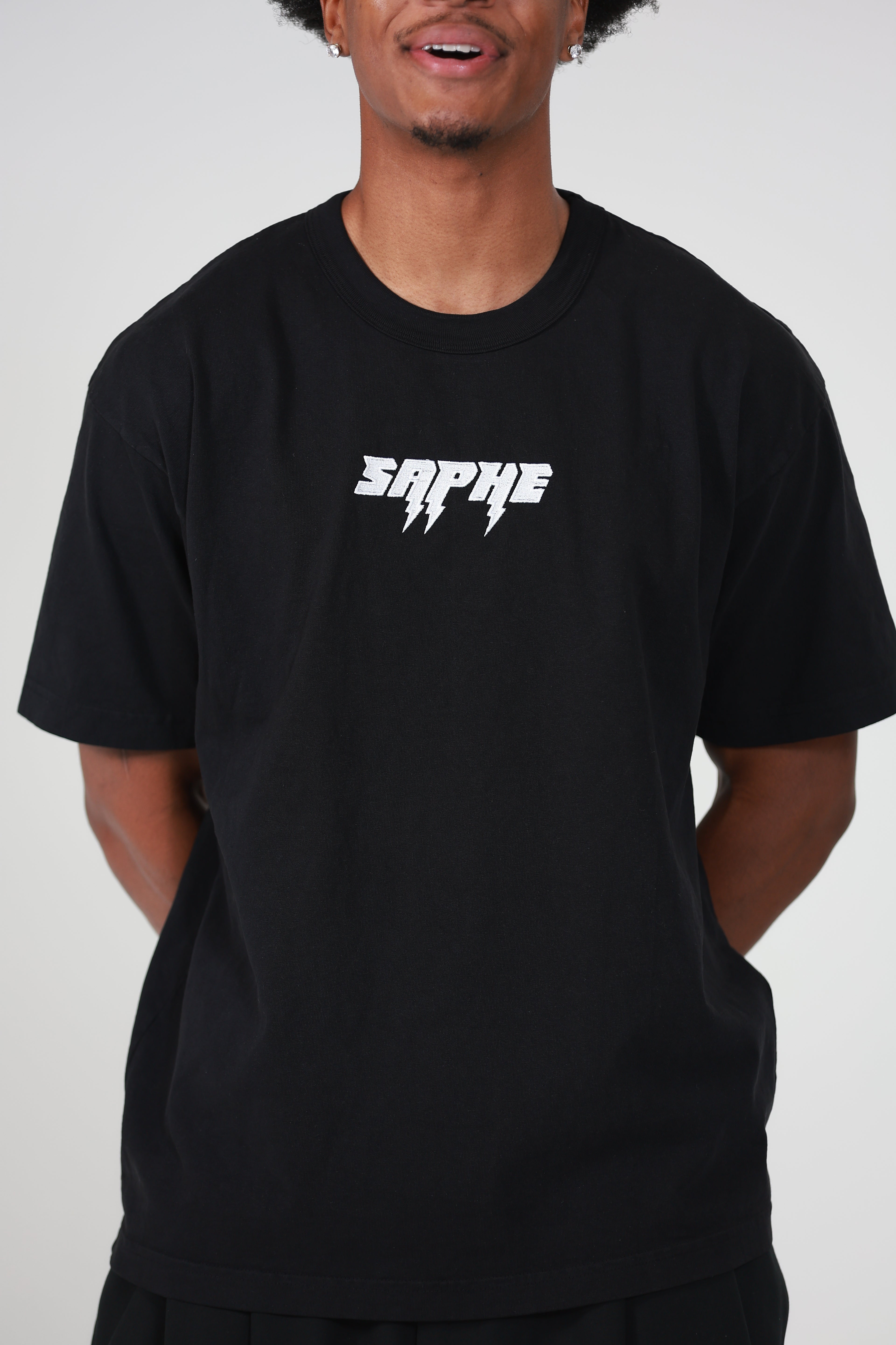 Heartless Statement Tee – Bold & Trendy Graphic Apparel