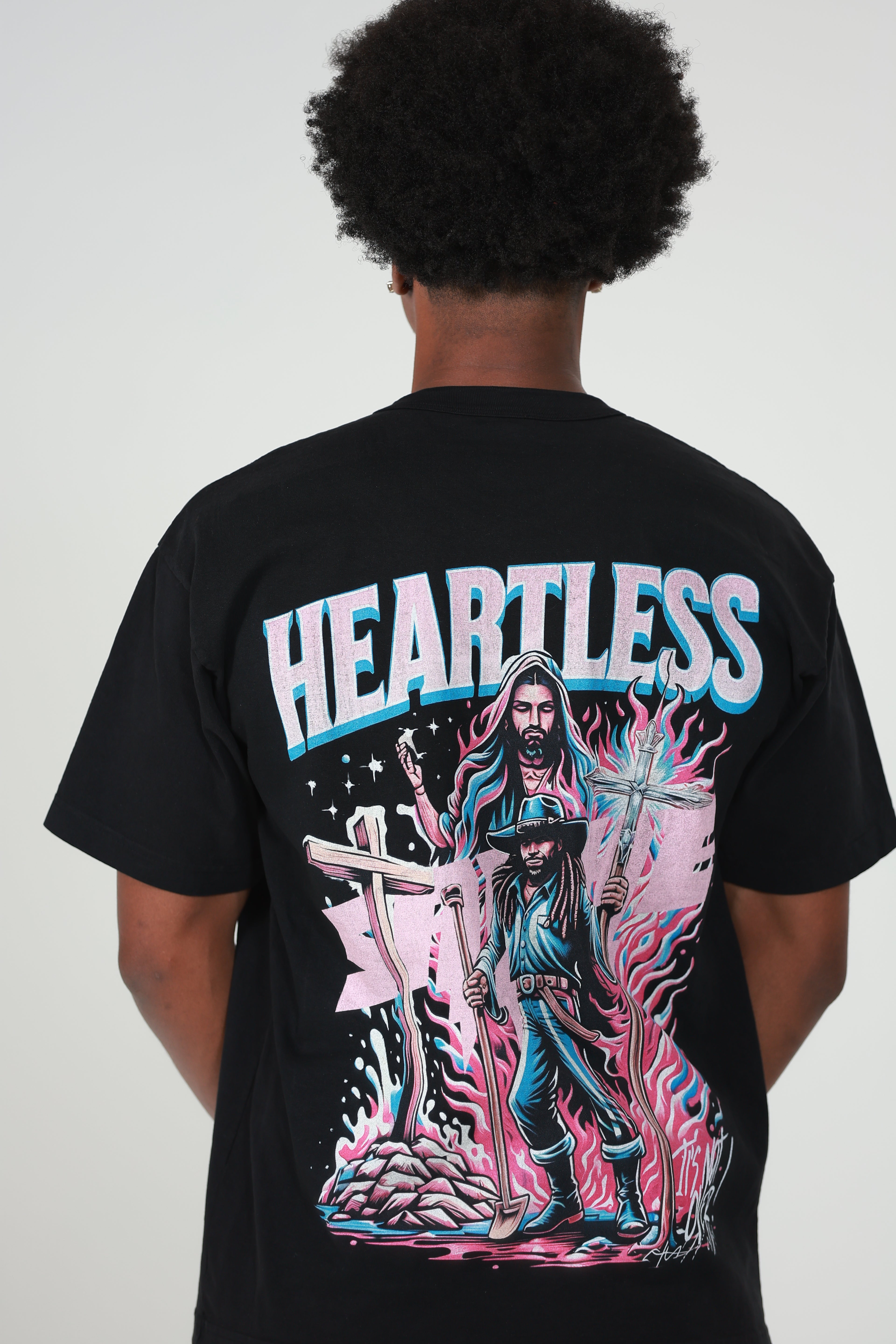 Heartless Statement Tee – Bold &amp; Trendy Graphic Apparel