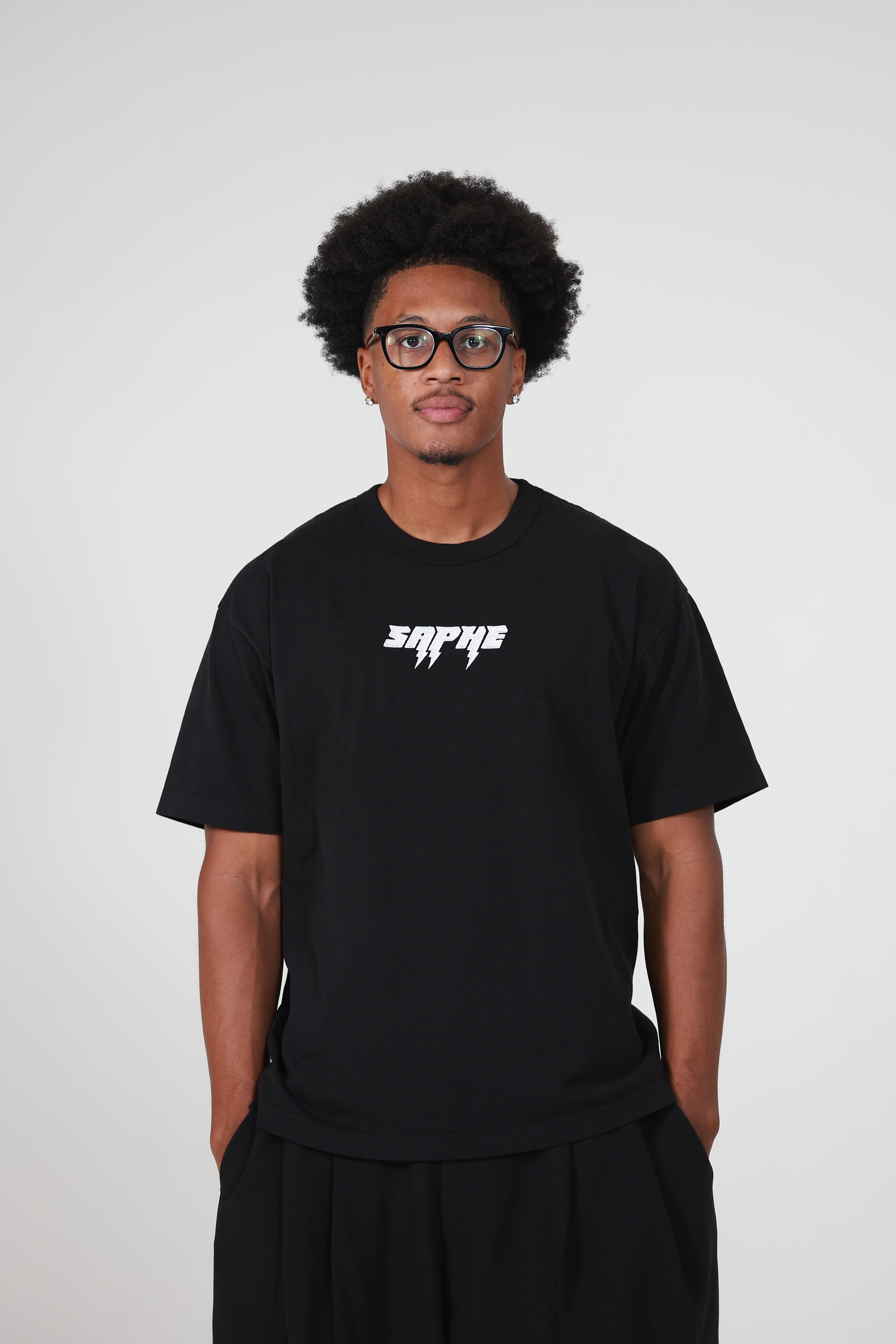 Heartless Statement Tee – Bold &amp; Trendy Graphic Apparel