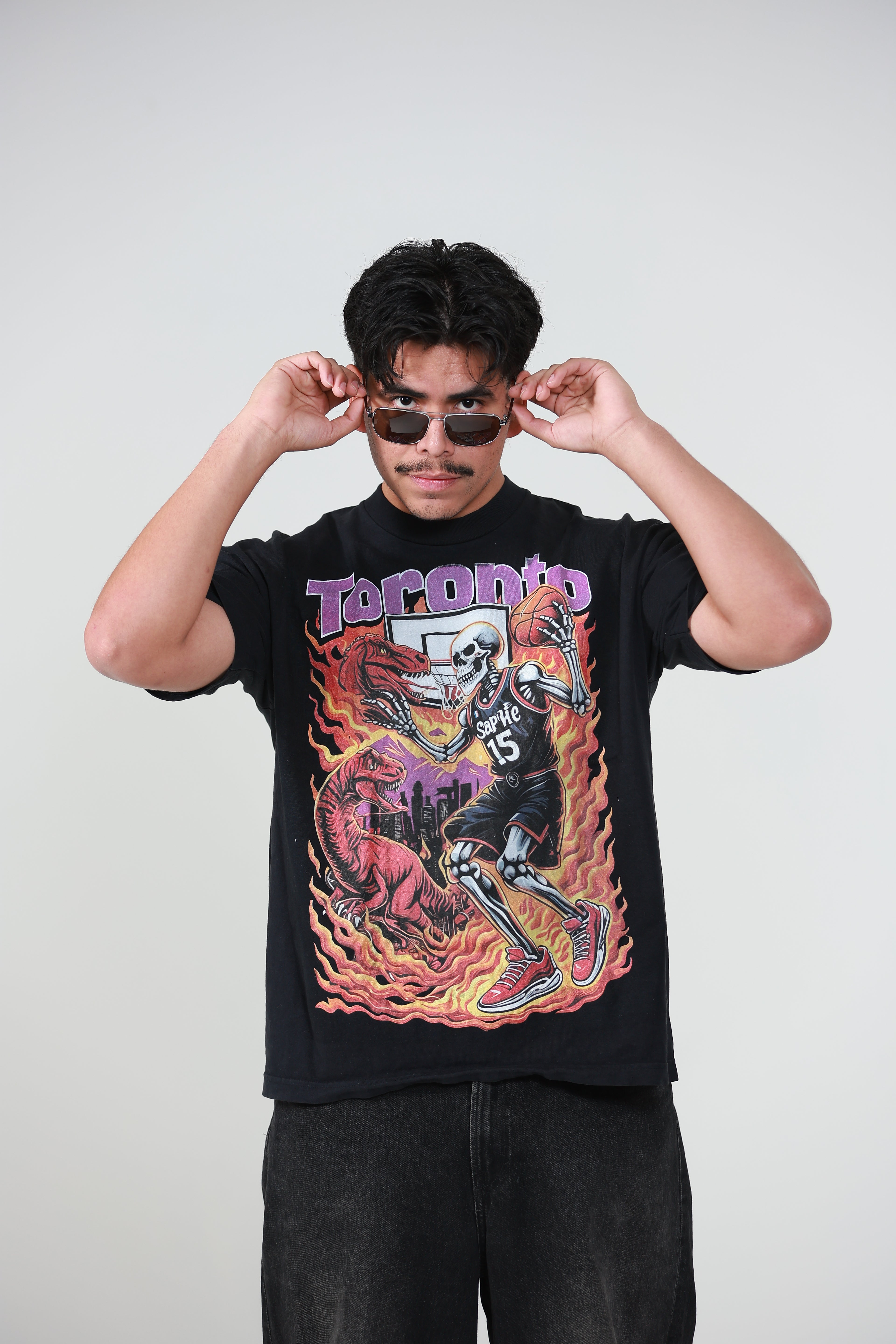 Toronto Hoodie – Cozy &amp; Stylish Apparel